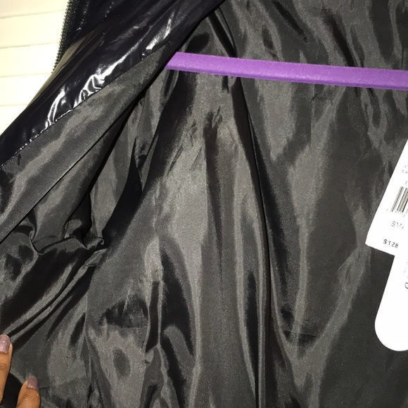 Jacket - Picture 5 of 6